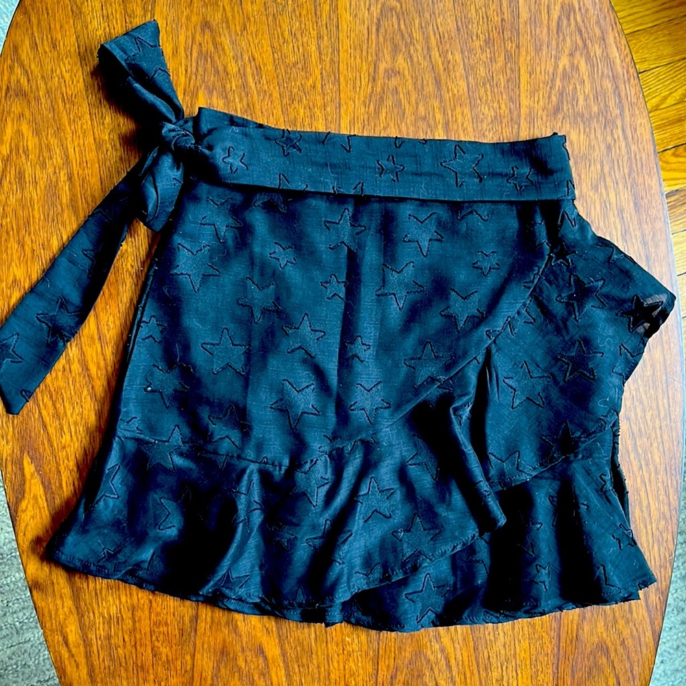 Storia black wrap skirt-small